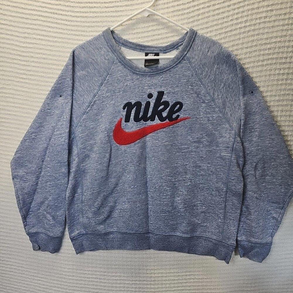 Nike Heritage Crew Neck Sweater Fuzzy Logo Size Large Malaysia EUC Nike Logo